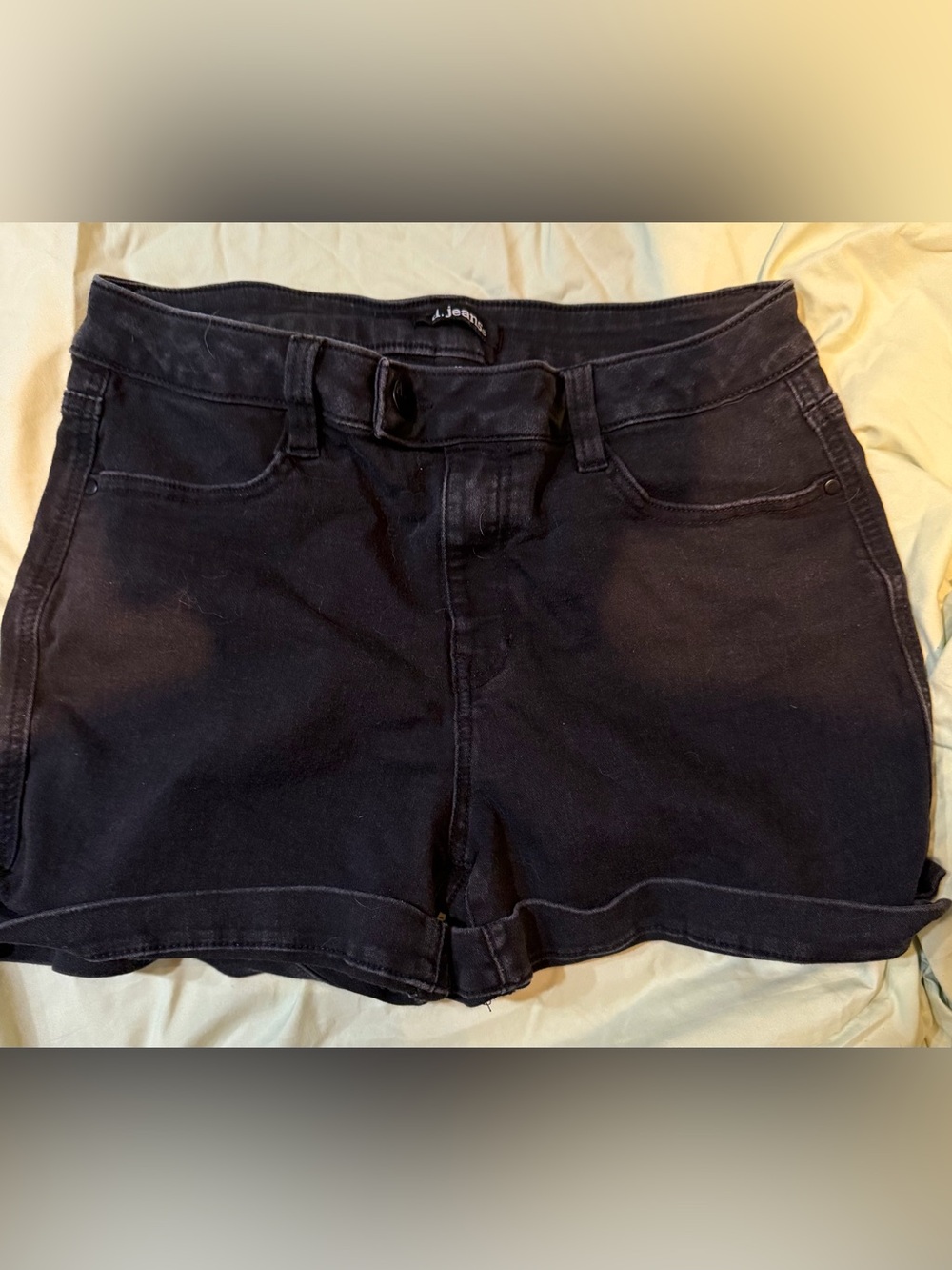 Dark Wash Denim Shorts - Black
